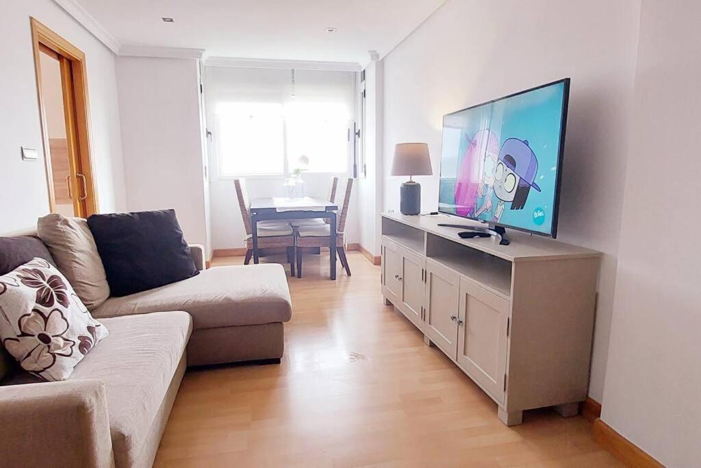 דירות סאוטה Acogedor Piso Cerca De La Playa מראה חיצוני תמונה